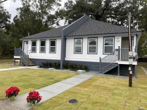 New Orleans Duplex Near College