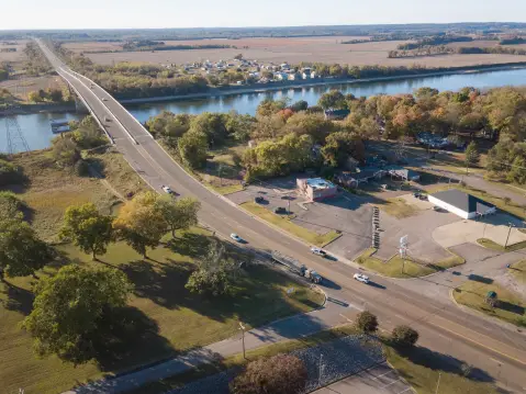 Savannah, TN Commercial Building