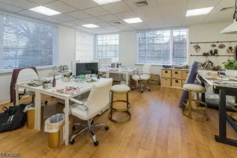 Ridgewood Village Ground-Floor Office Space