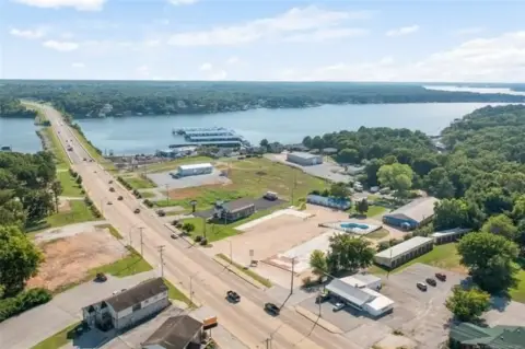 Grove, OK Commercial Lot