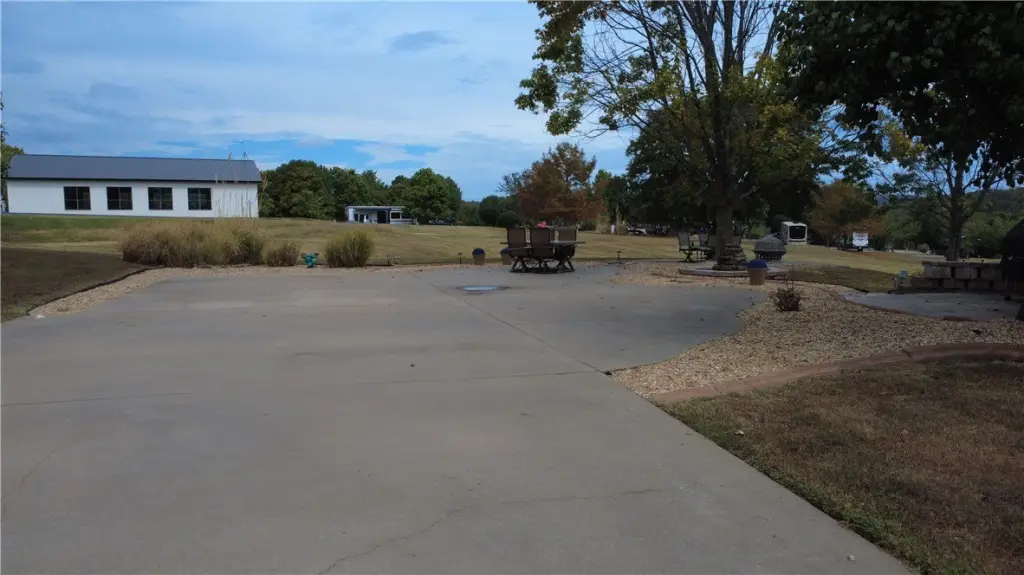 Picture 16