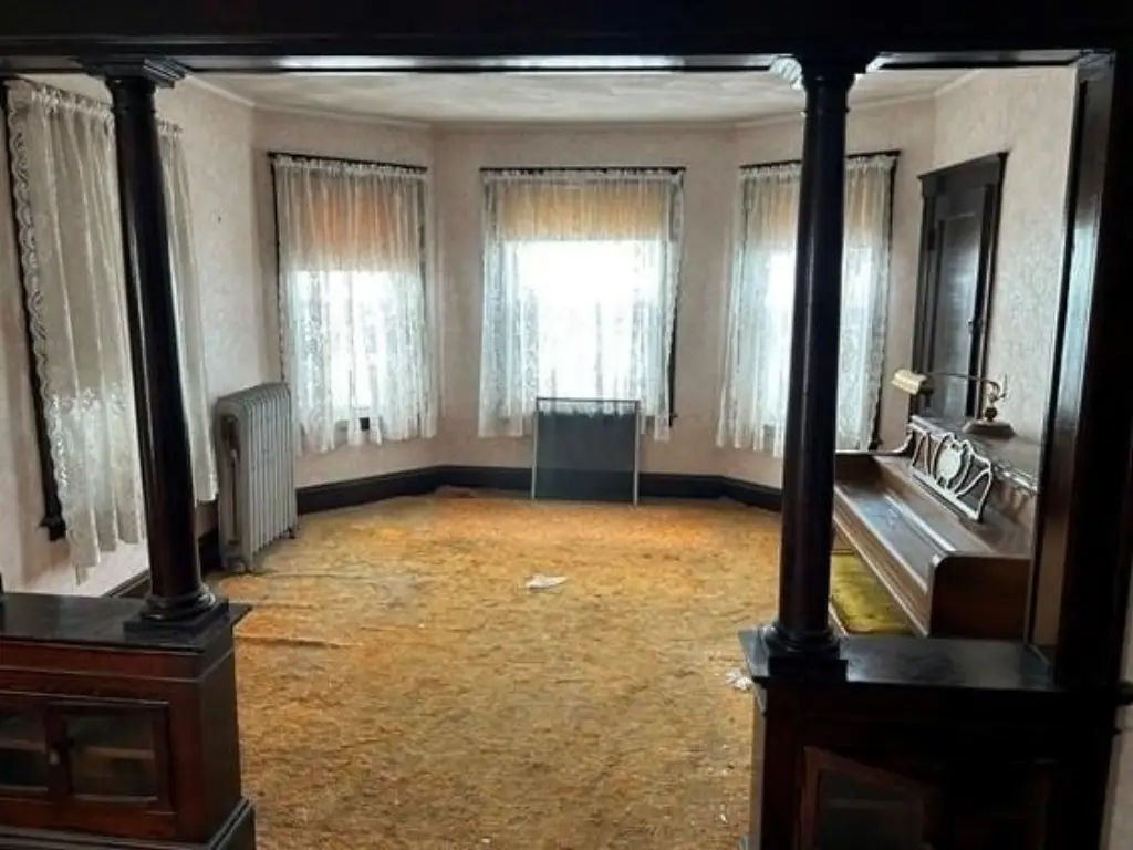 Picture 10
