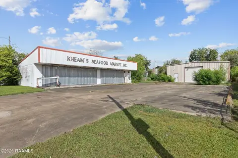 Grocery Store Property with Storage