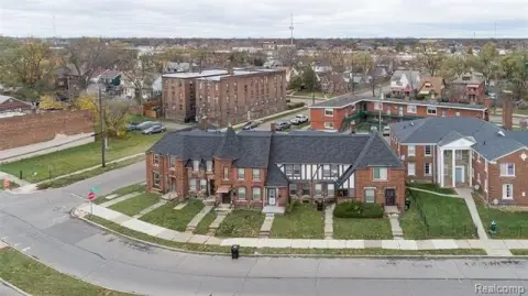 Detroit Townhouse Multifamily Investment Opportunity