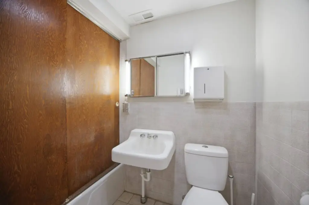 Picture 8