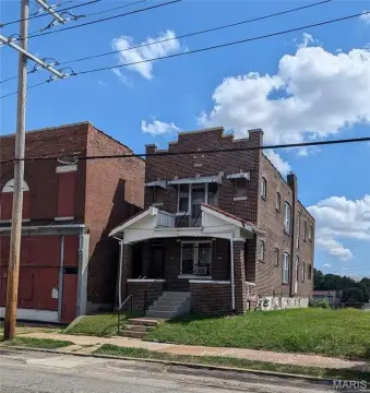 St Louis Fixer-Upper Duplex