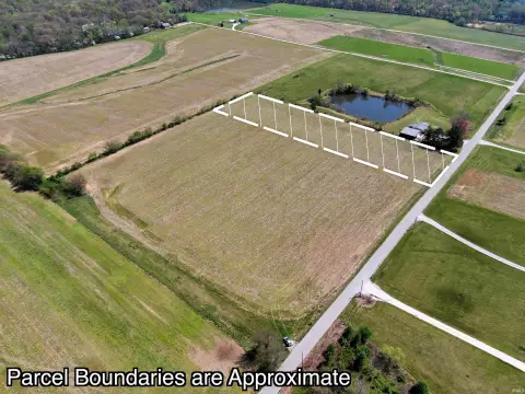 Residential Land in Lynnville, Indiana
