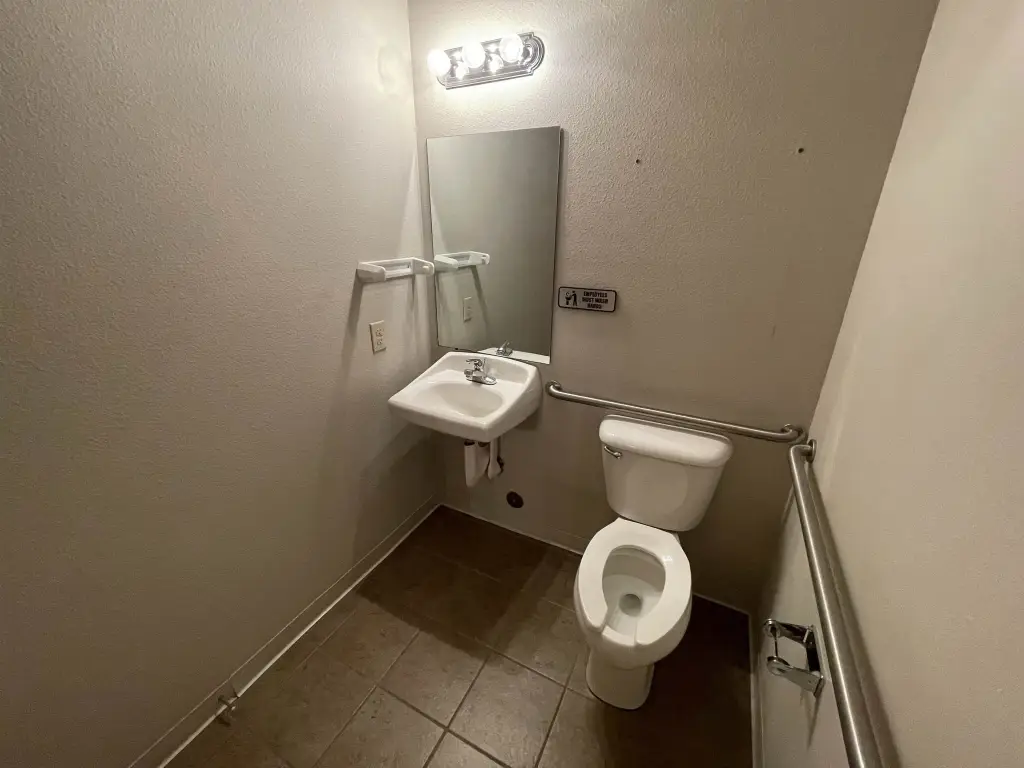 Picture 16