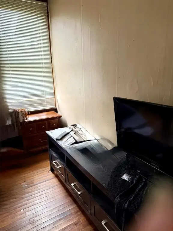 Picture 10