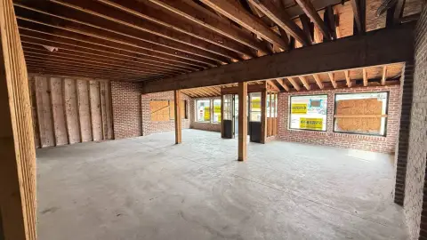 Freestanding Storefront Shell