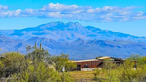 Scottsdale Acreage with Mountain Views