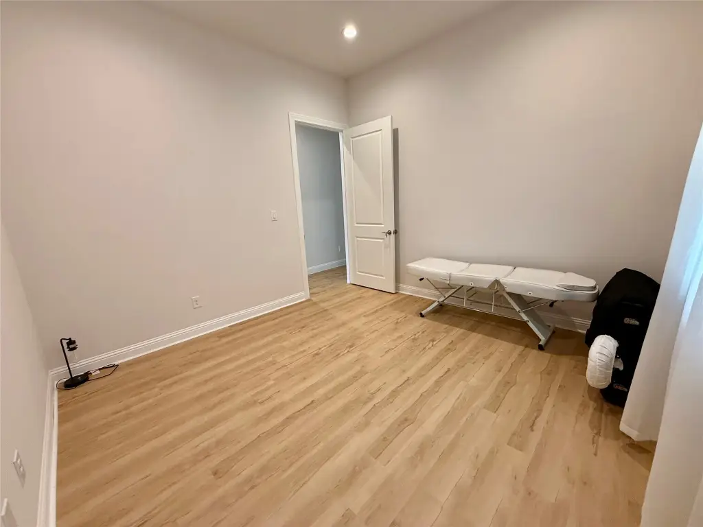 Picture 19