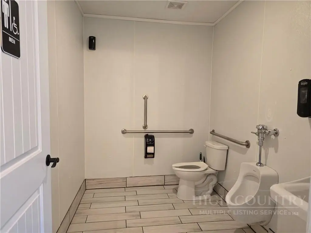 Picture 37