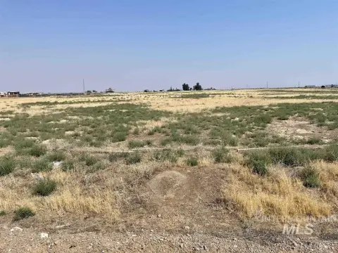 5-Acre Lot Near Boise