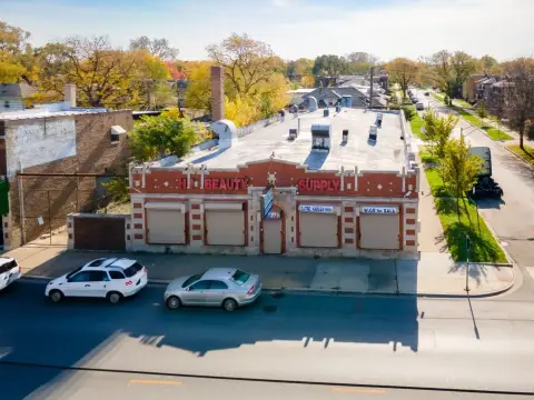 Chicago Retail Space on 79th