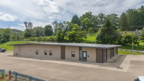 Rehabilitation Center with Flexible Layout