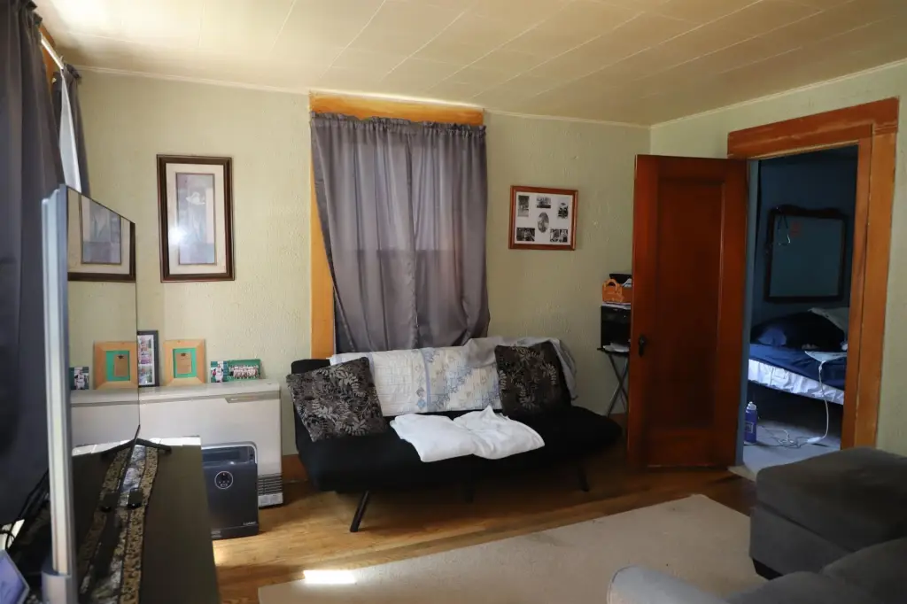 Picture 2