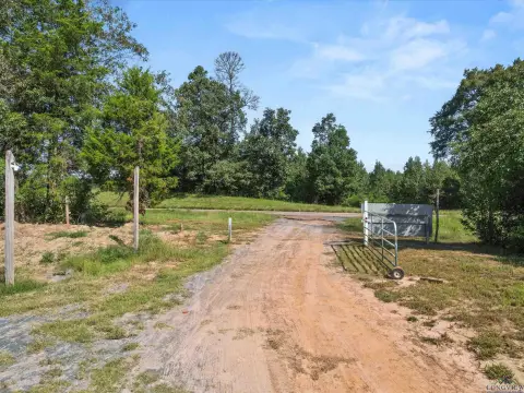 Scenic Acreage in Hughes Springs