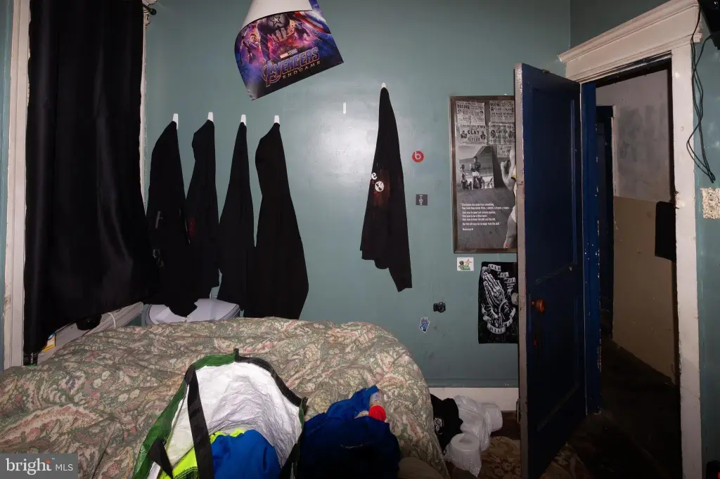 Picture 9