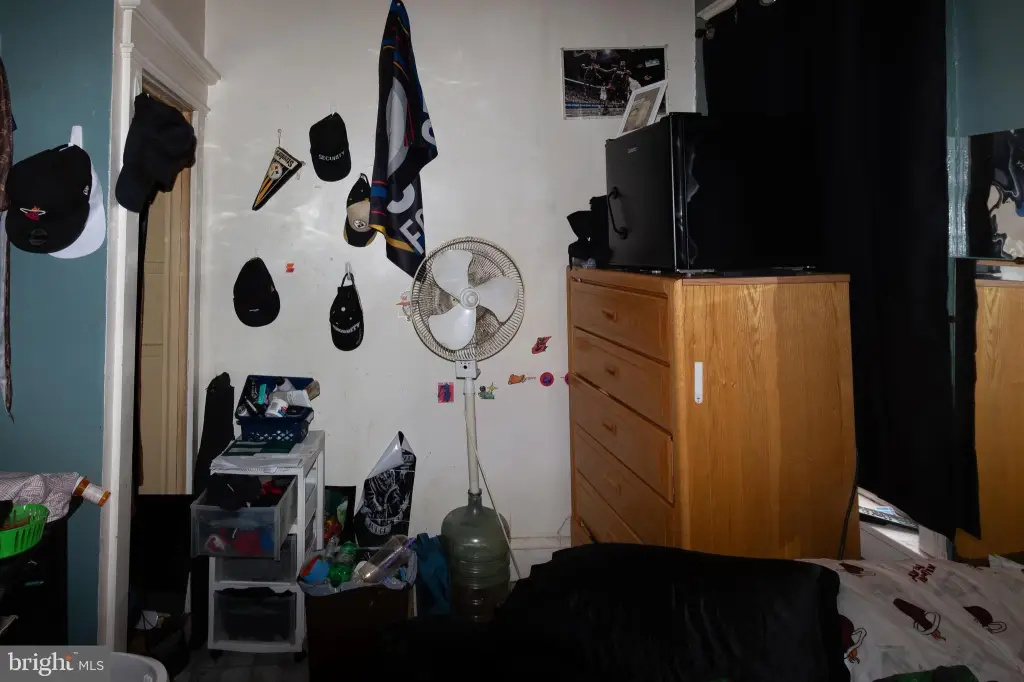 Picture 7
