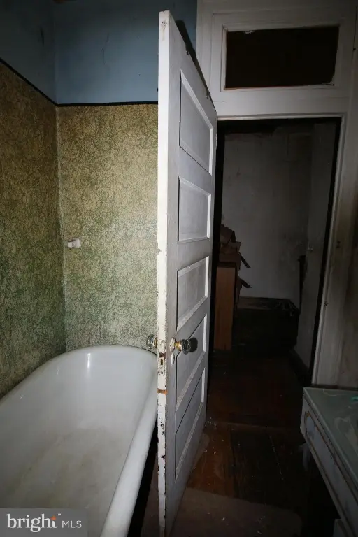 Picture 33