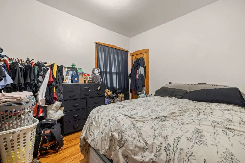 Picture 12