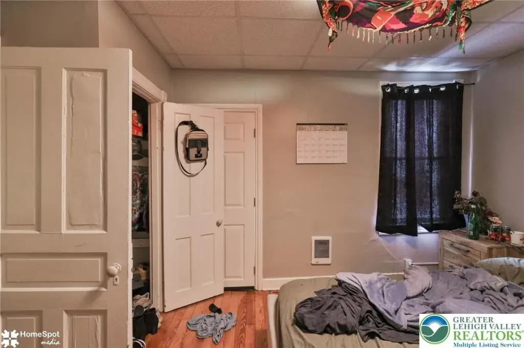 Picture 12