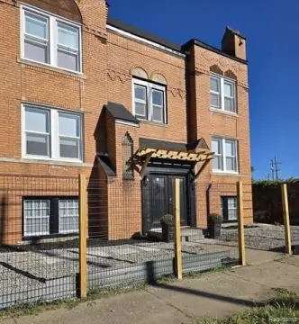 Updated Multifamily Building in Detroit