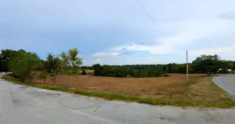 Commercial Lot on Business 13