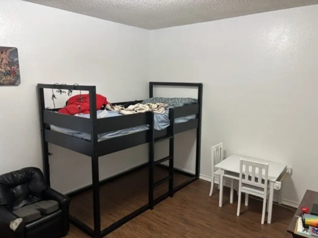 Picture 23