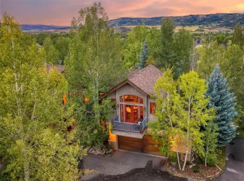 Mountain-View Duplex