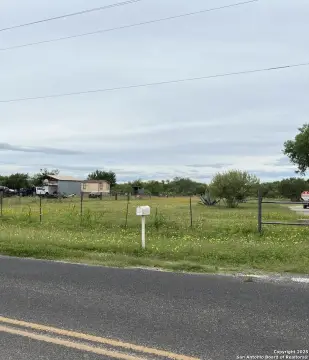 15.87 Acres in Atascosa, TX