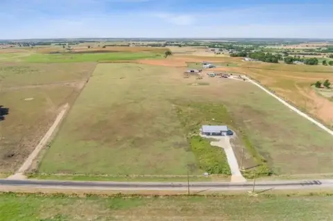 Land Available in Moody, Texas