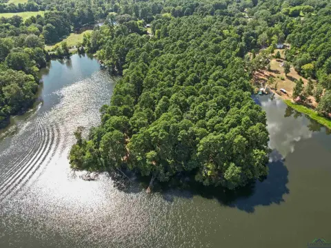 Lakefront Acreage on Lone Star Lake