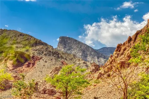 Calico Basin Land Opportunity