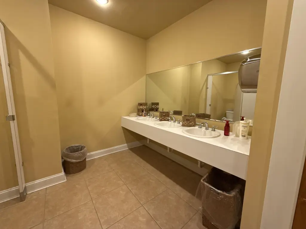 Picture 19