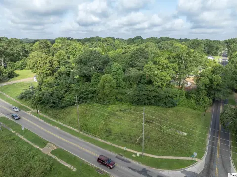 Commercial Land