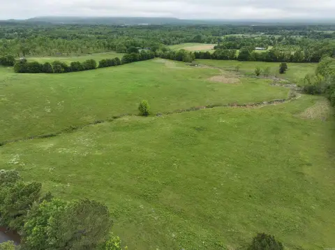 40 Acres with Mountain Views