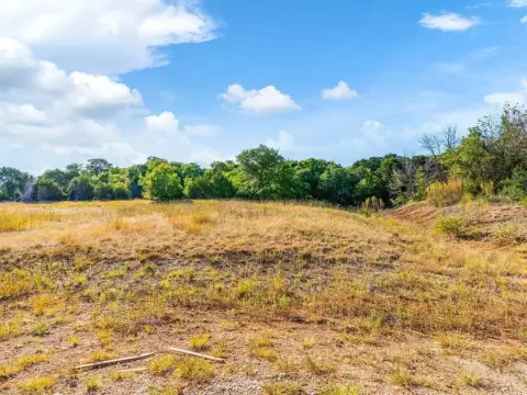 Land in Cleburne, Texas