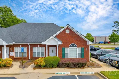 Loganville Commercial Office Condominium