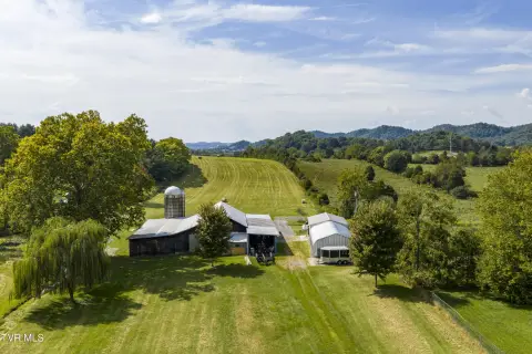 9.7 Acre Property with Barn