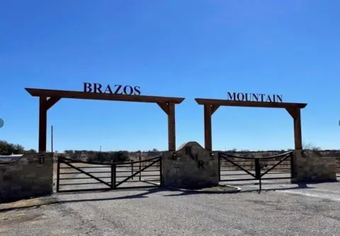 5-Acre Ranch in Brazos Mountain