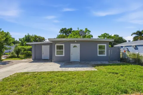 Duplex with Separate Guest House
