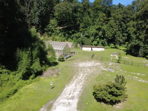 Fenced Flex Space on Acreage
