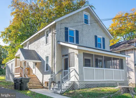Duplex with Enclosed Porch