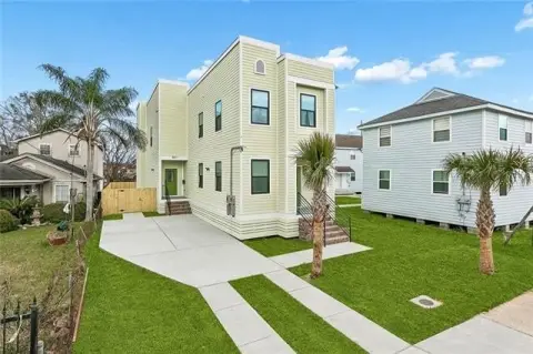 New Orleans Duplex: Income Potential