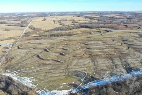 631 Acres Near Albany, MO