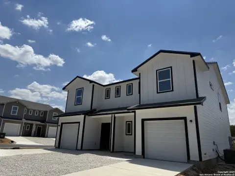 San Antonio Duplex Ready to Move