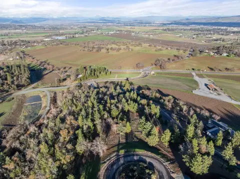 Sprawling View Lot in Medford
