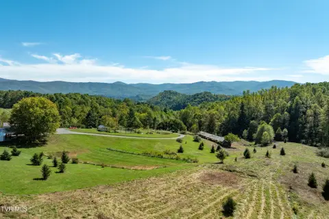Mountain City Acreage with Renovation